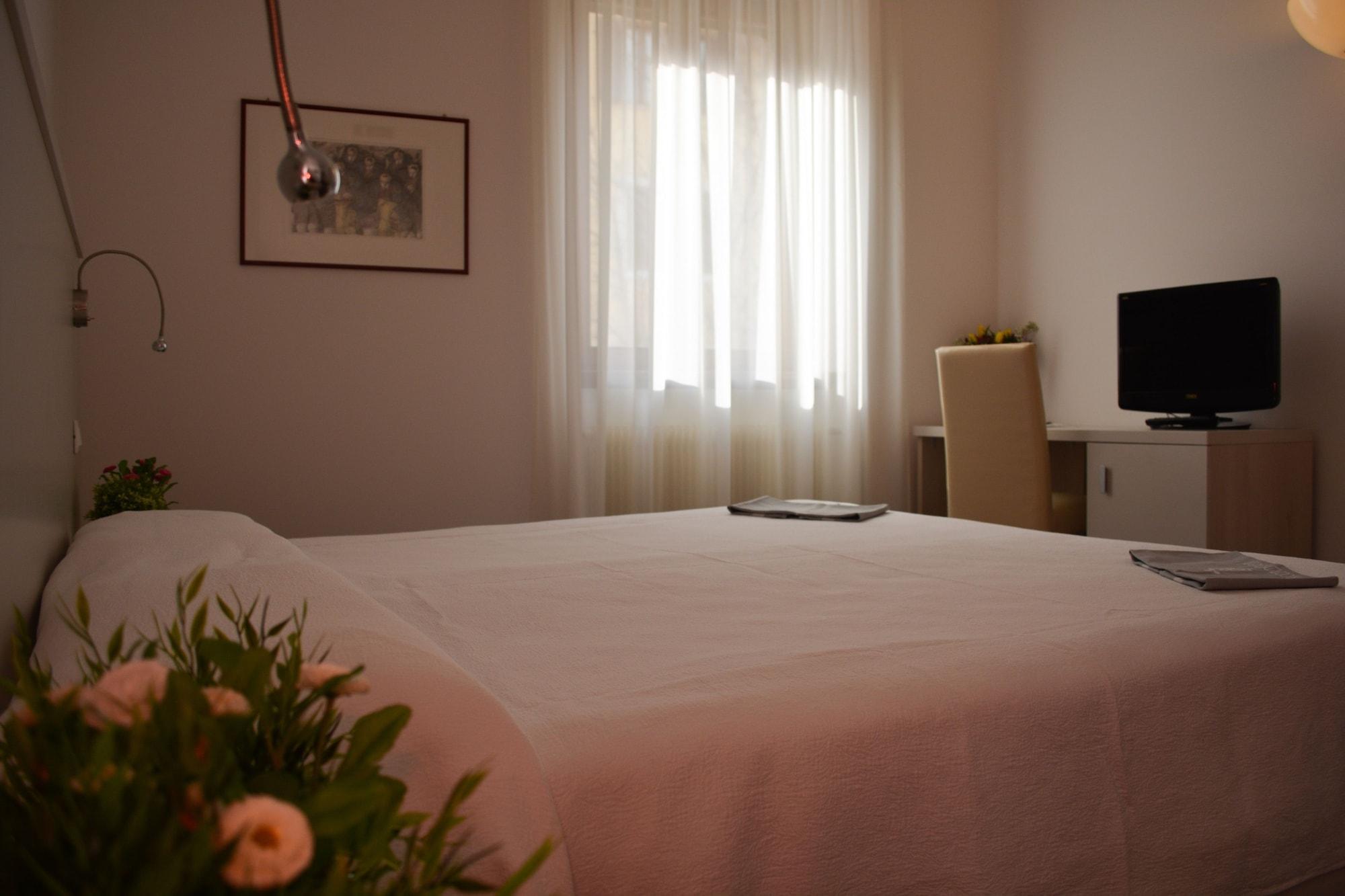 Albergo Accademia Тренто Екстер'єр фото