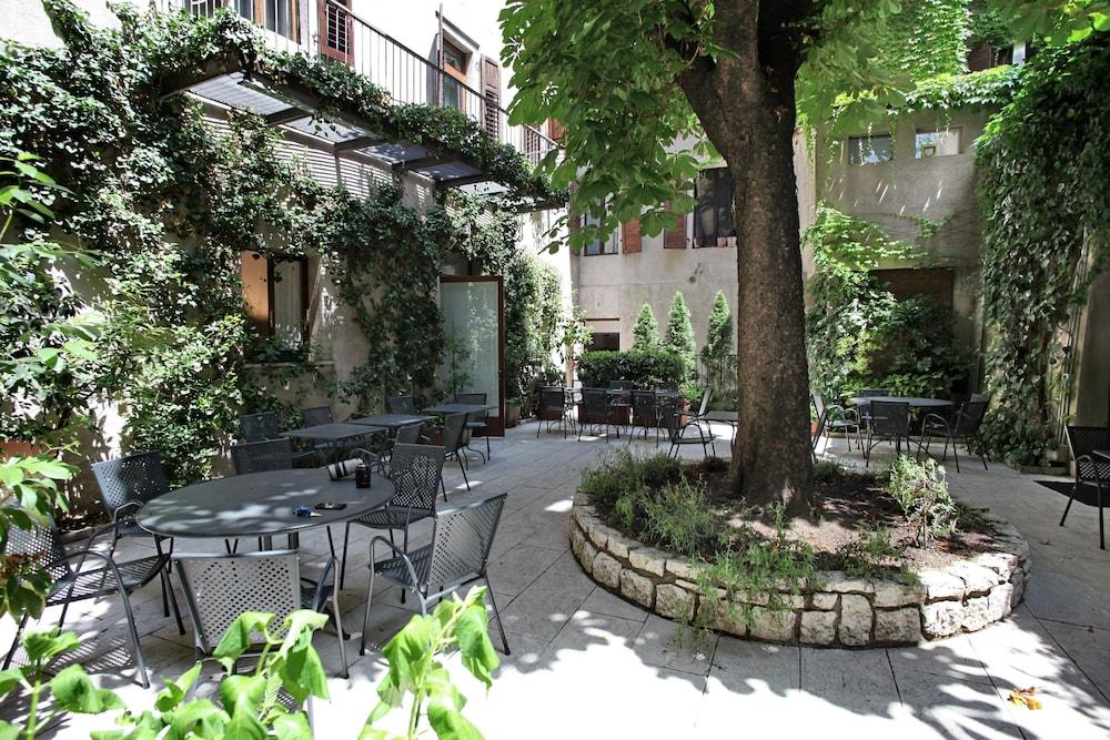 Albergo Accademia Тренто Екстер'єр фото