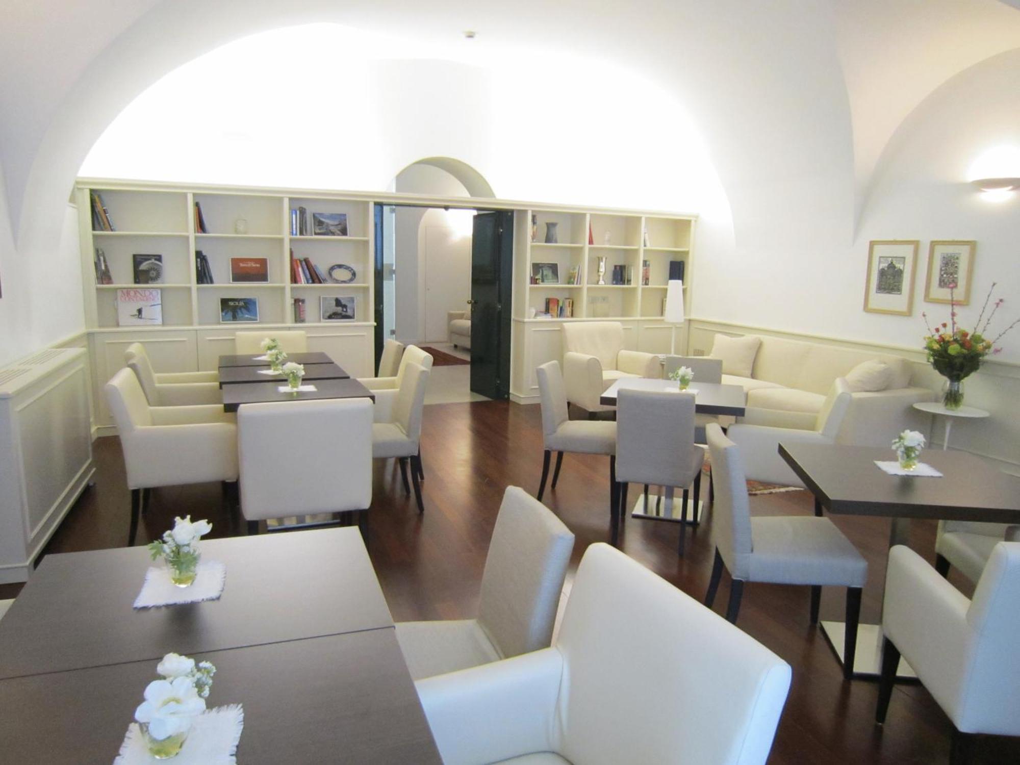 Albergo Accademia Тренто Екстер'єр фото