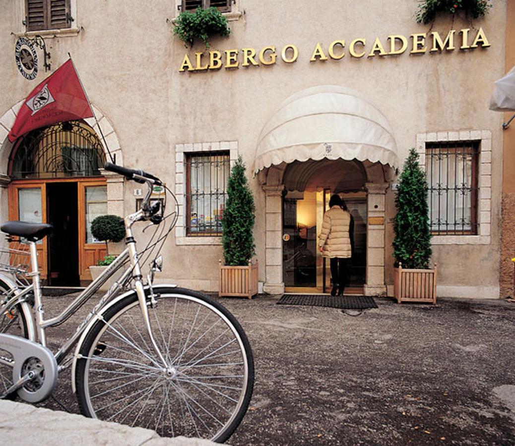Albergo Accademia Тренто Екстер'єр фото